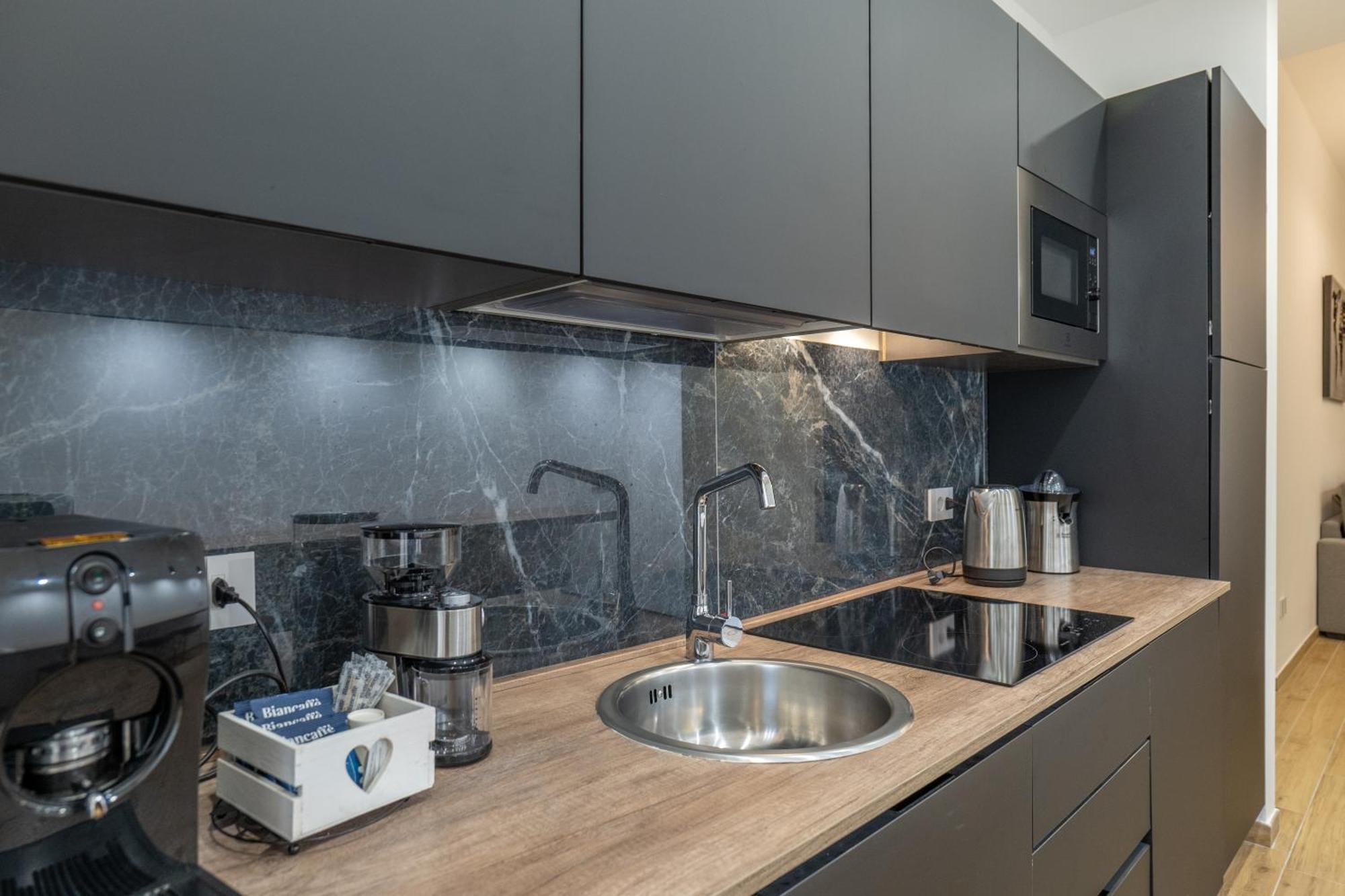 Apartmán Three Moons Boutique House/Calypso Salerno Exteriér fotografie